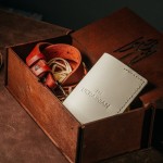 Женский подарочный набор из ремня Dakota и обложка на паспорт